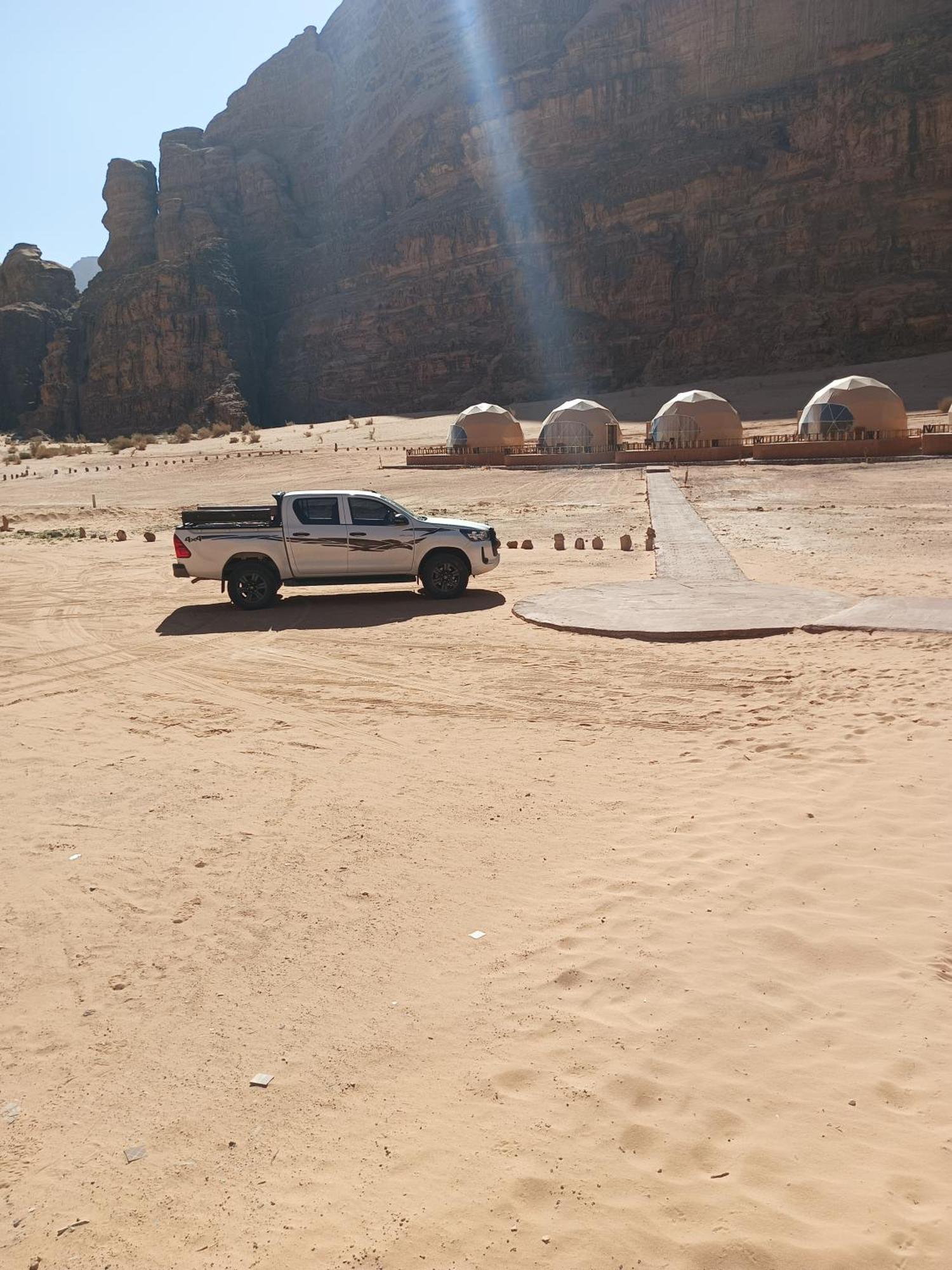 ホテル Sunrise Luxury Camp ワディ ・ラム エクステリア 写真
